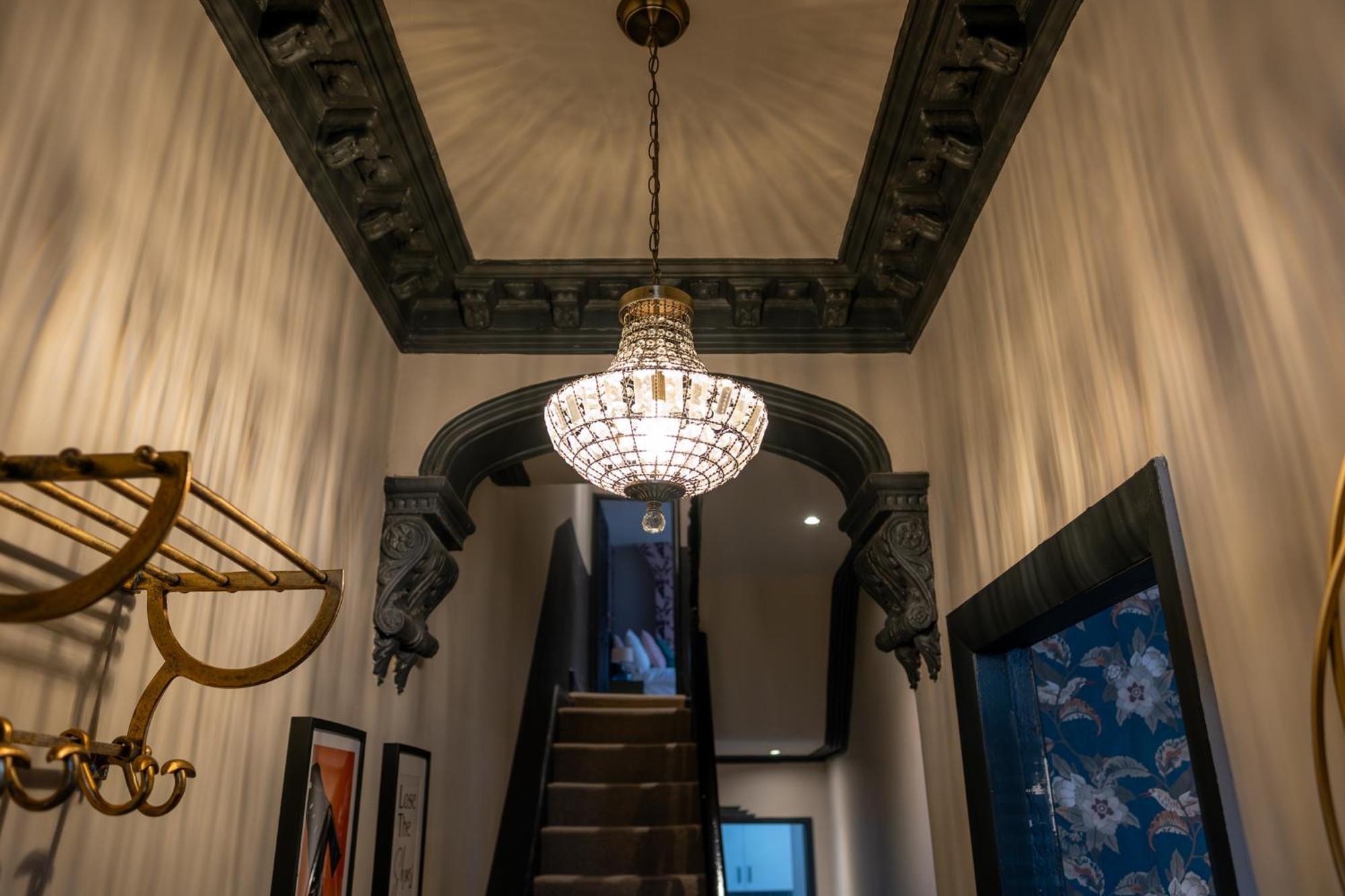 Entire Modern House Liverpool, 6 Bedrooms 外观 照片